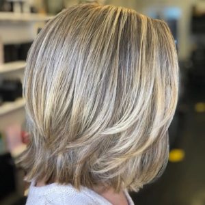 Bob hairstyles - Medium length, Side part or with Bangs