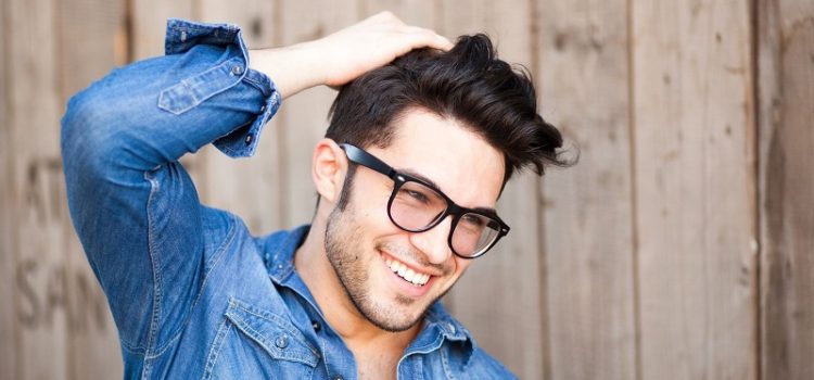 Men’s hairstyles 2023 with glasses
